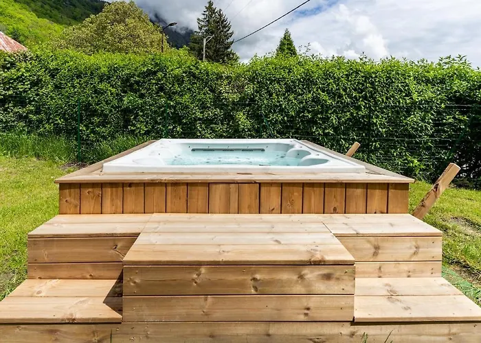 Semesterbostad Plancherine, Recente Avec Jacuzzi Privatif Plancherine