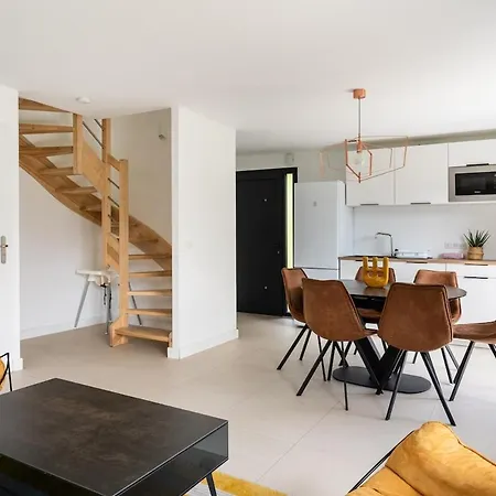 Feriehus Plancherine, Recente Avec Jacuzzi Privatif Plancherine