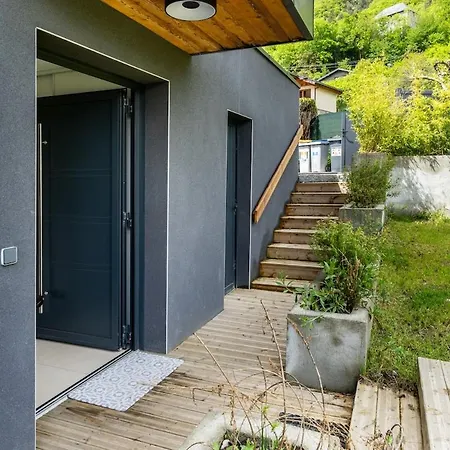 Feriehus Plancherine, Recente Avec Jacuzzi Privatif Plancherine
